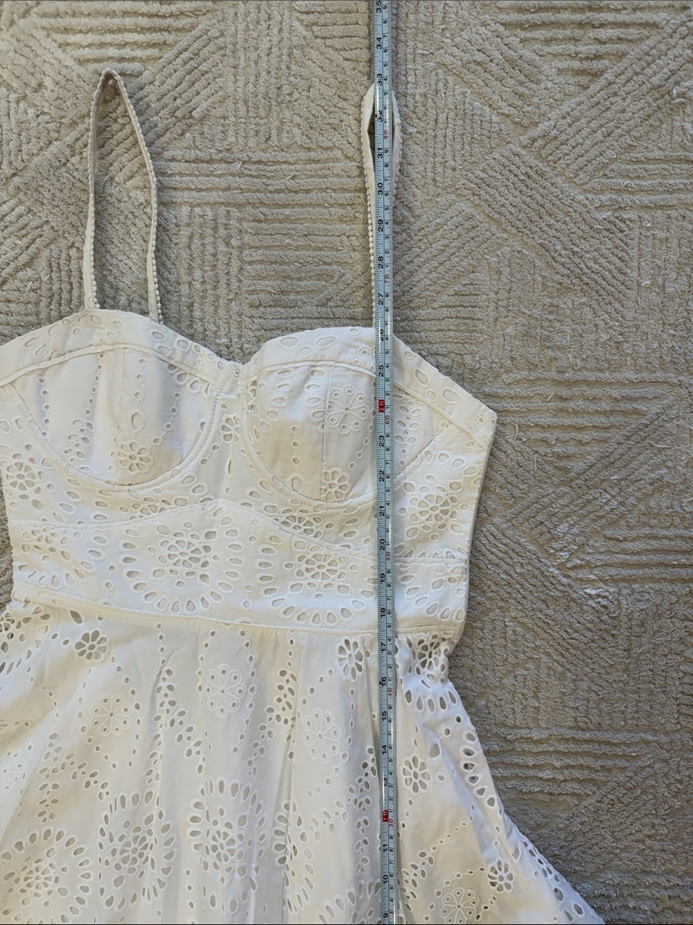 ZARA White Eyelet Fit-and-Flare Mini Dress - Picture 3 of 7